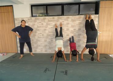 IQE - Sports - Self-Defense